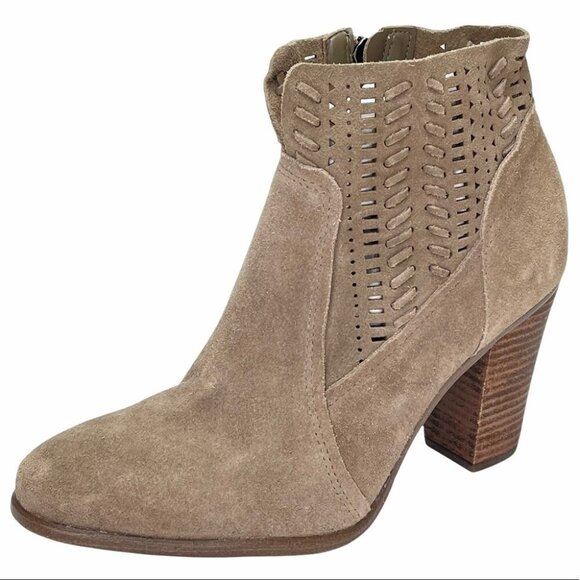 Vince Camuto Shoes - NWOB Vince Camuto Fenyia Perforated Leather Womens Bootie Size 8.5M